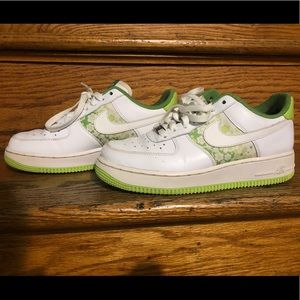 RARE Nike Air Force 1’s (7.5)
